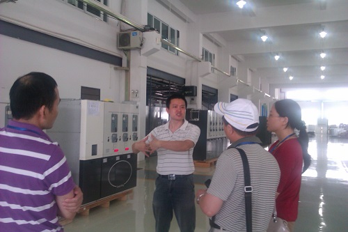 電科院配電自動(dòng)化研究所專家蒞臨赫茲曼考察